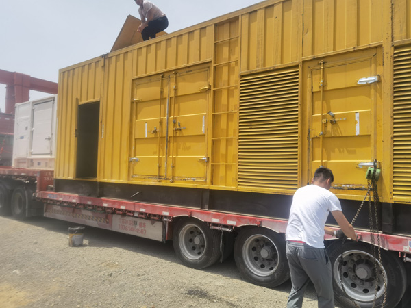 揭阳除了负载情况和发动机维护,还有哪些因素会影响 200kw 柴油发电机的油耗?